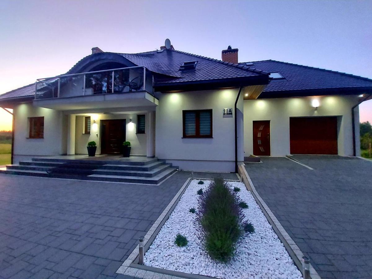 Saskia Dwor & Spa Willa Z Basenem Podmacharce Exterior photo